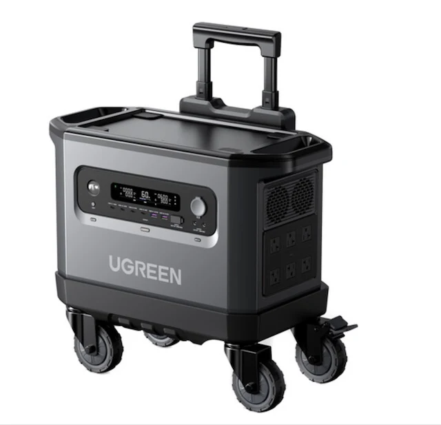 UGREEN PowerRoam 2200 portable power station